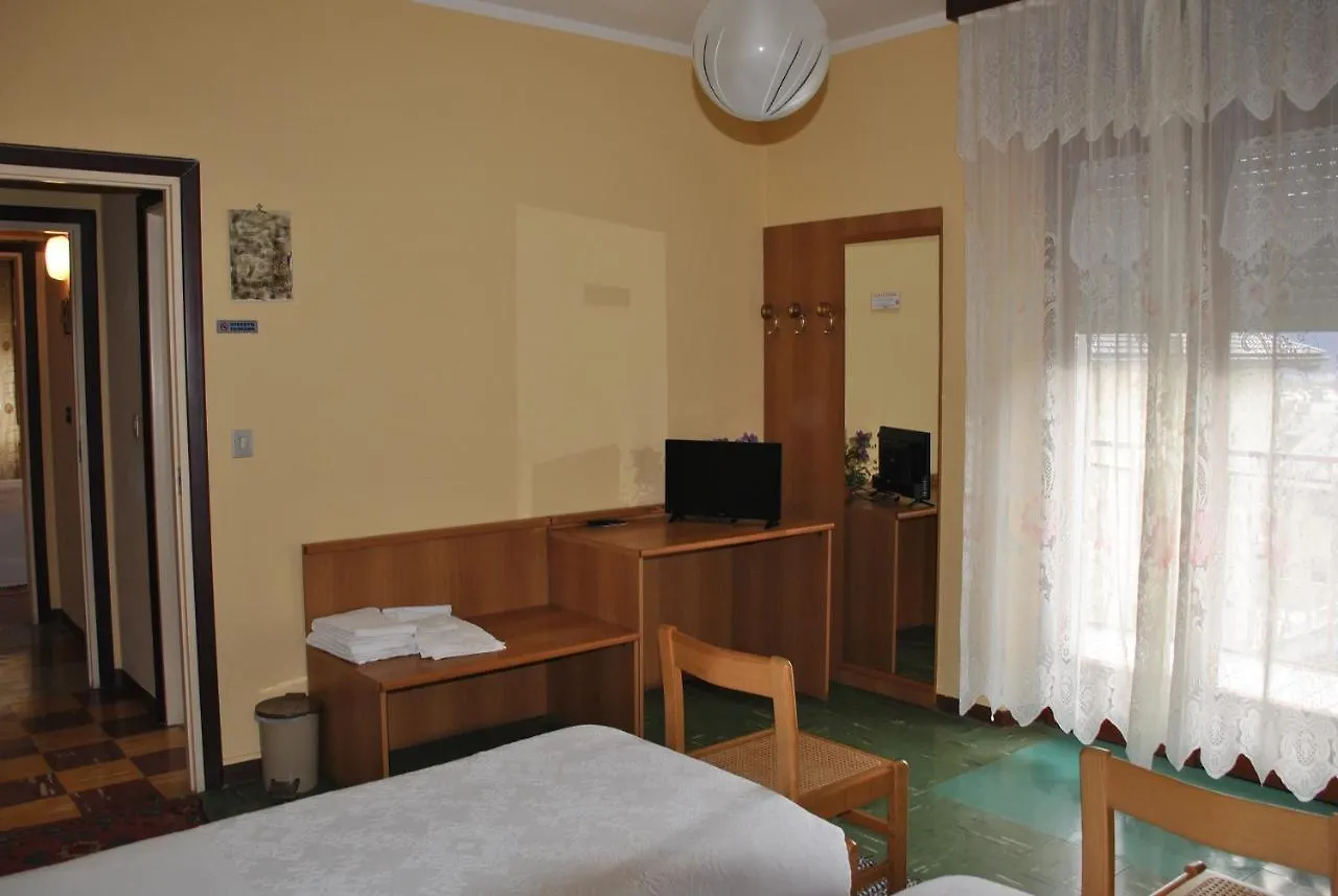 Hotel Albergo Motel Dosde Grosio